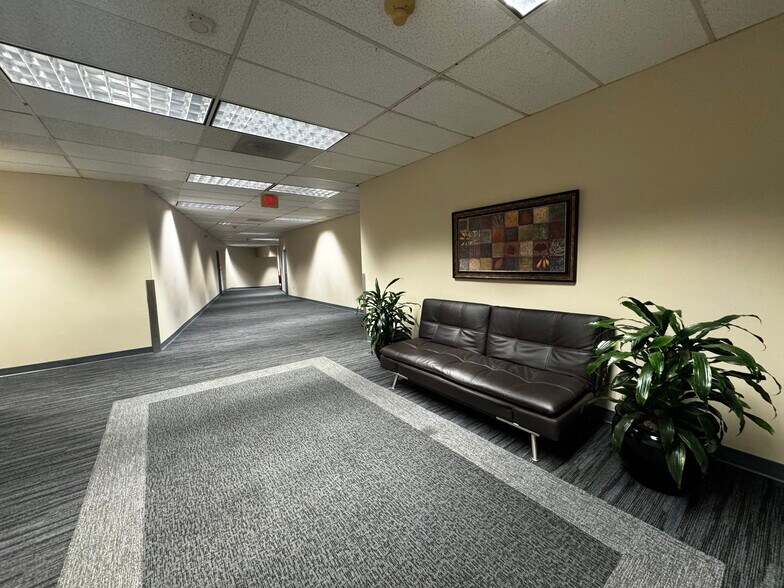 More Photos Of 1628 Browning Rd, Columbia Loft Creative Space For Lease