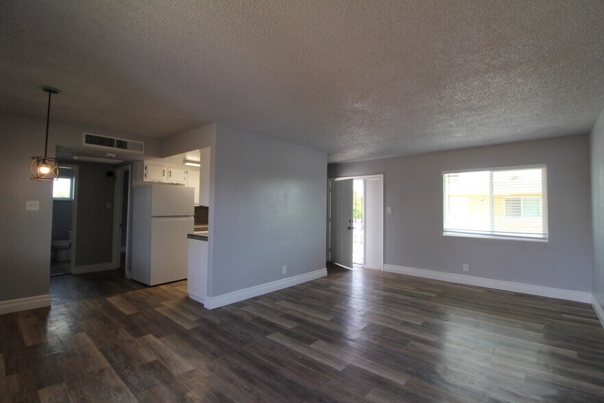 More Photos Of , Fresno Multifamily For Sale