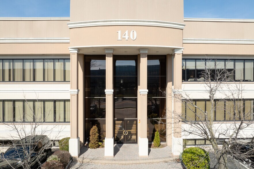 More Photos Of 140 Sylvan Ave, Englewood Cliffs Medical For Lease