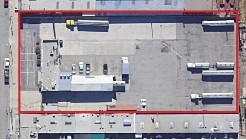 Primary Photo Of 2605 E 67th St, Long Beach Contractor Storage Yard For Sale