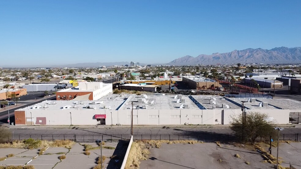 More Photos Of 2717 S 6th Ave, Tucson General Retail For Sale