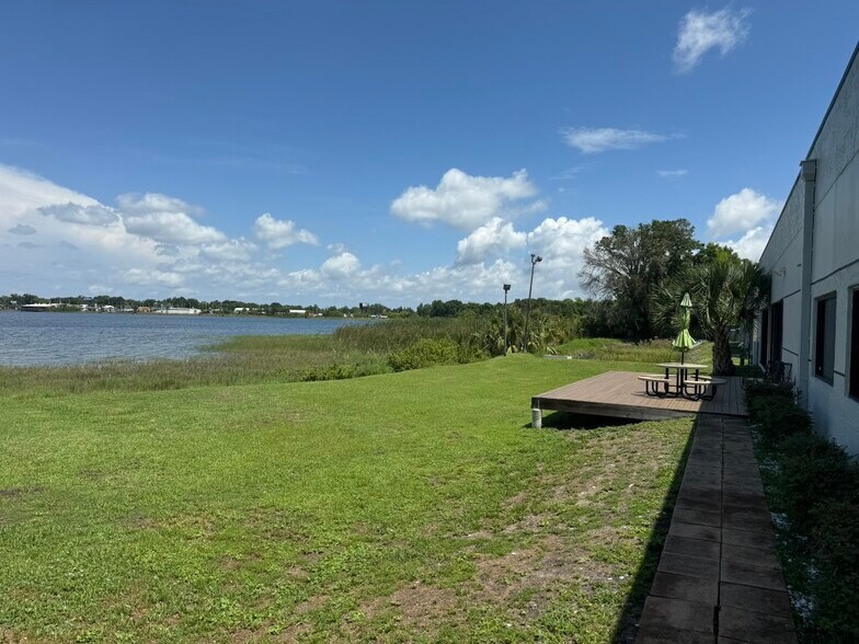 More Photos Of 564 N Semoran Blvd, Orlando Medical For Sale