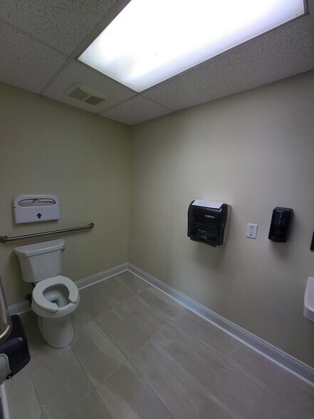 More Photos Of 105 Manheim Ave, Bridgeton Medical For Lease