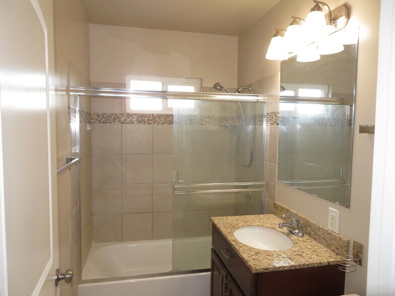 More Photos Of 9833 Walnut St, Bellflower Apartments For Sale