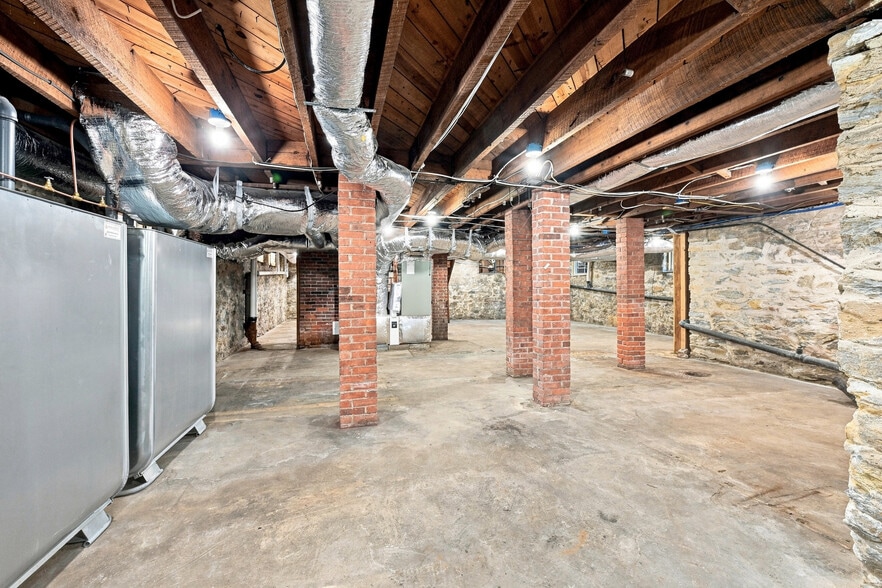 More Photos Of 8 S Main St, New Milford Office For Sale