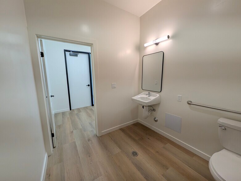More Photos Of 1156 W Florence Ave, Los Angeles Apartments For Sale