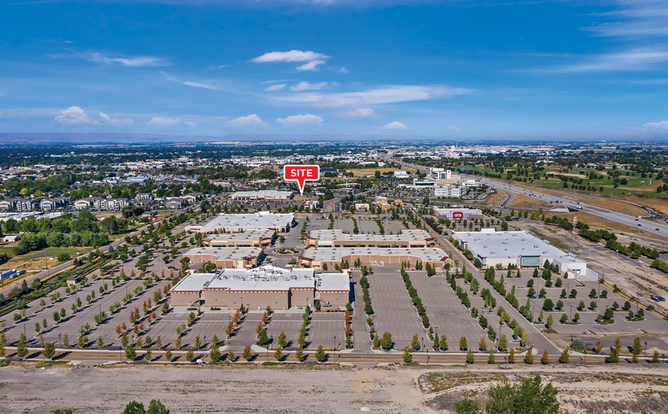 More Photos Of 1255 N Happy Valley Rd, Nampa Restaurant For Sale