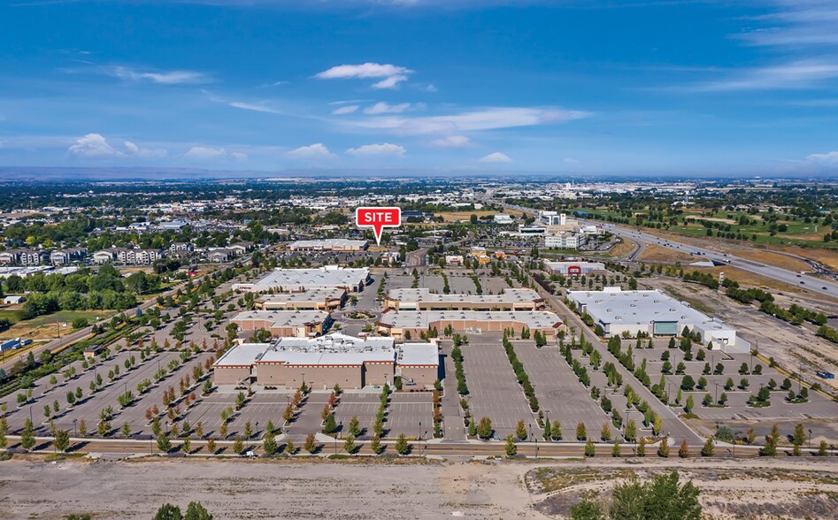 More Photos Of 1255 N Happy Valley Rd, Nampa Restaurant For Sale