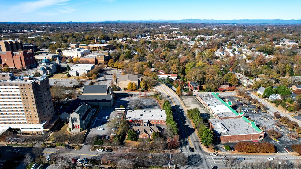 More Photos Of 429 N Main St, Greenville Office Residential For Sale