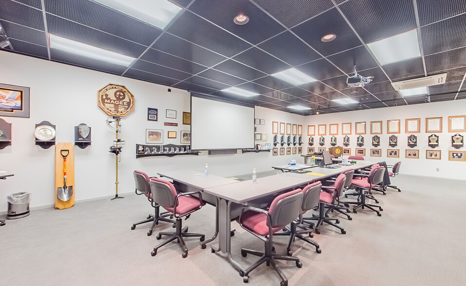 More Photos Of 480 W 5th St, Bloomsburg Manufacturing For Sale