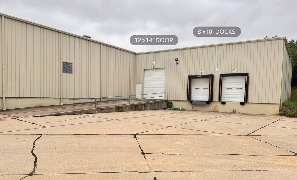 More Photos Of 8840 S 137th Cir, Omaha Warehouse For Lease
