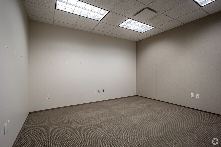 Photo of 21st Floor Ste 2190