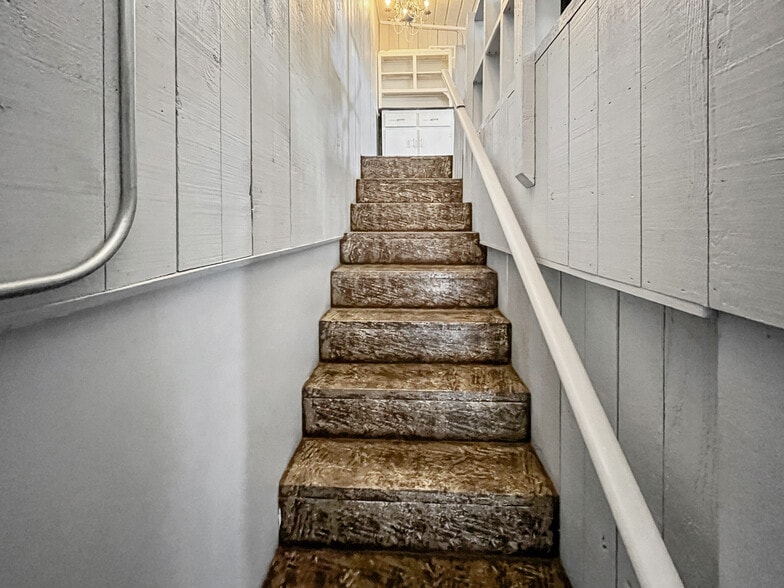 More Photos Of 112 Pine St, Texarkana Restaurant For Sale