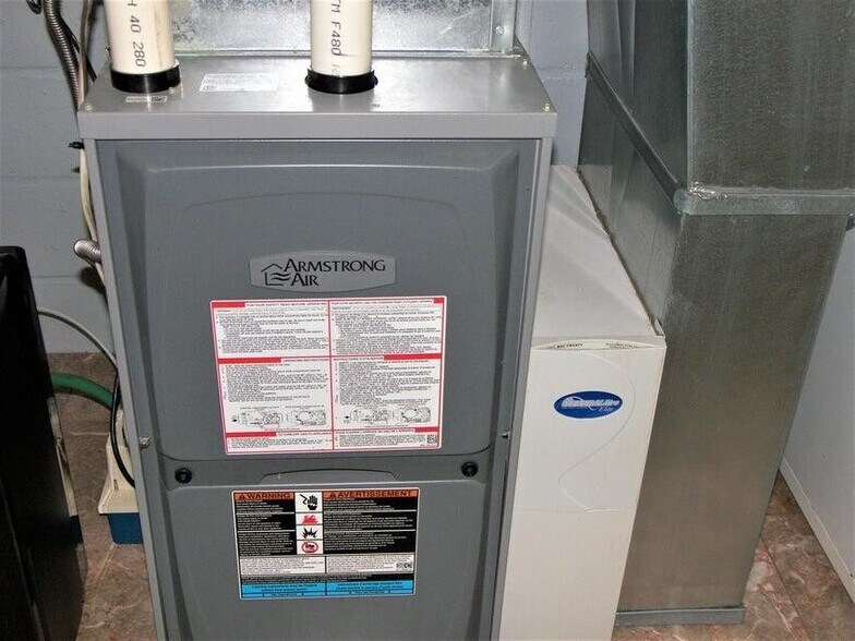 More Photos Of 19449 US Highway 12, New Buffalo Office For Sale