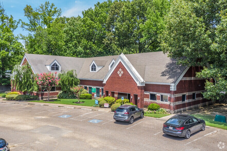 More Photos Of 5142 Stage Rd, Memphis Medical For Lease