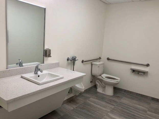 More Photos Of 14602 S Padre Island Dr, Corpus Christi Bank For Lease