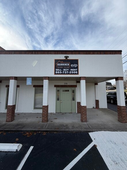 Primary Photo Of 316 Knox Rd, Knoxville Medical For Lease