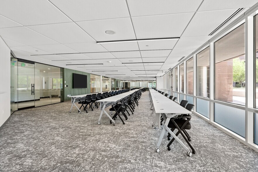 More Photos Of 4600 S Ulster St, Denver Office For Lease