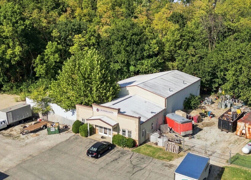 More Photos Of 1736 Flint Hill Park Ln, Wentzville Warehouse For Sale