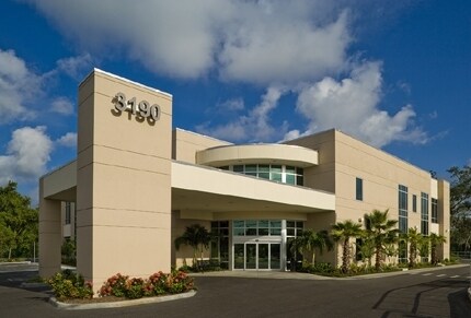 More Photos Of 3190 McMullen Booth Rd, Clearwater Medical For Lease