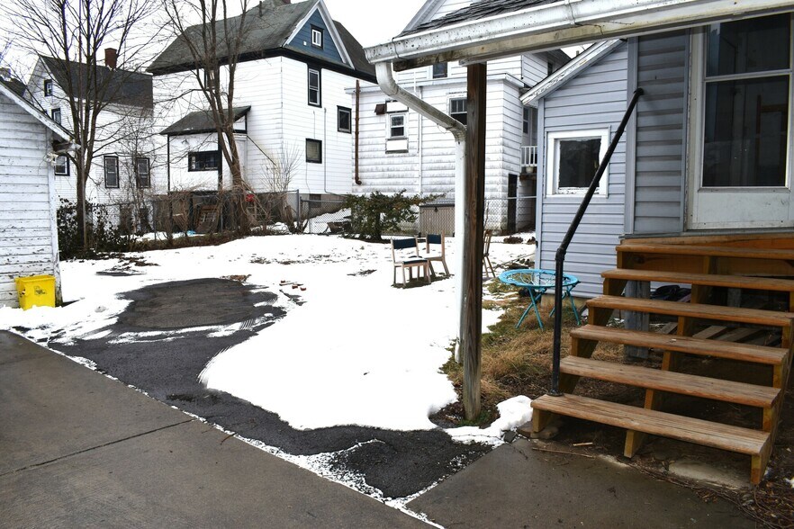 More Photos Of 51 Seminary Ave, Binghamton Apartments For Sale