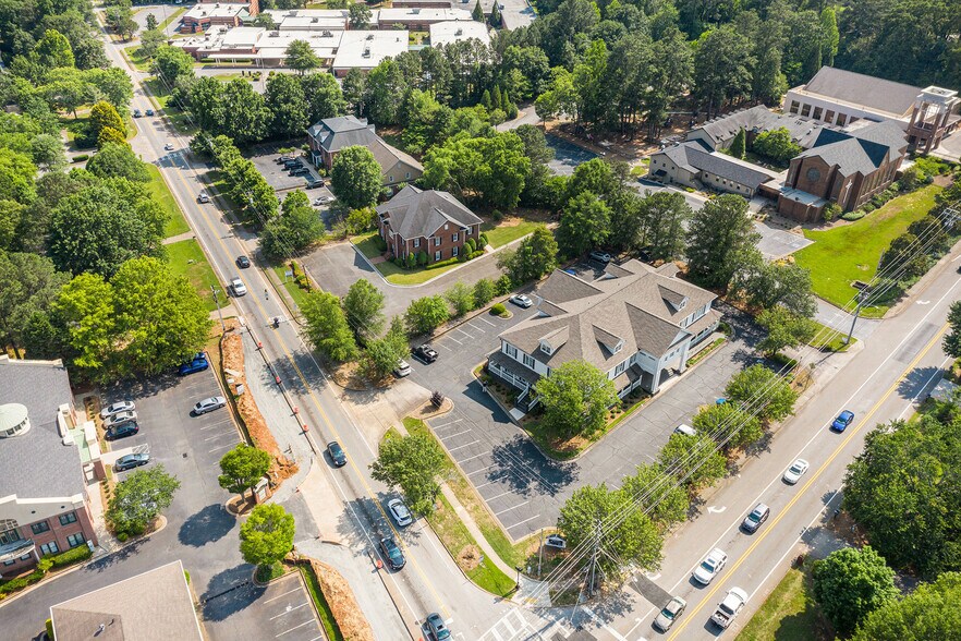 More Photos Of 1580 Warsaw Rd, Roswell Office For Sale