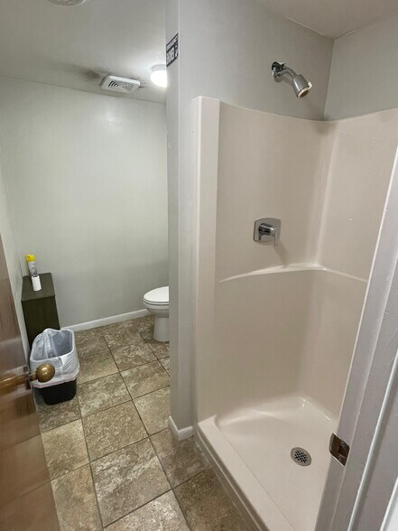 More Photos Of 3069 Amwiler Rd, Atlanta Medical For Lease