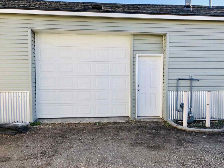 More Photos Of 2940 N Crestline St, Spokane Warehouse For Sale