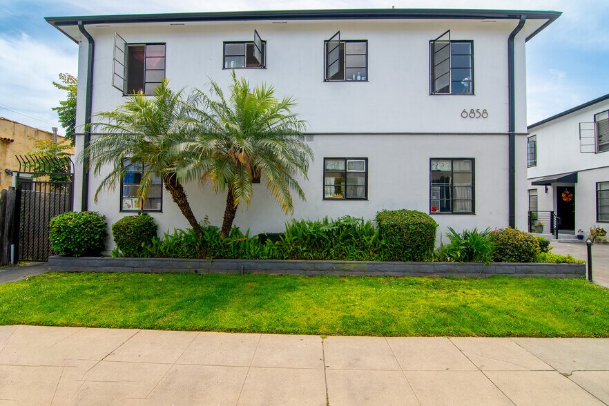 More Photos Of , Los Angeles Multifamily For Sale