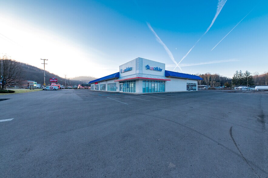 More Photos Of 1451 Earl L Core Rd, Morgantown Storefront Retail Office For Lease