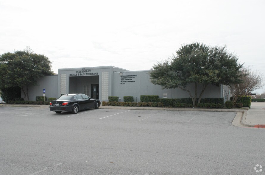 More Photos Of 2908 E Trinity Mills Rd, Carrollton Office For Lease