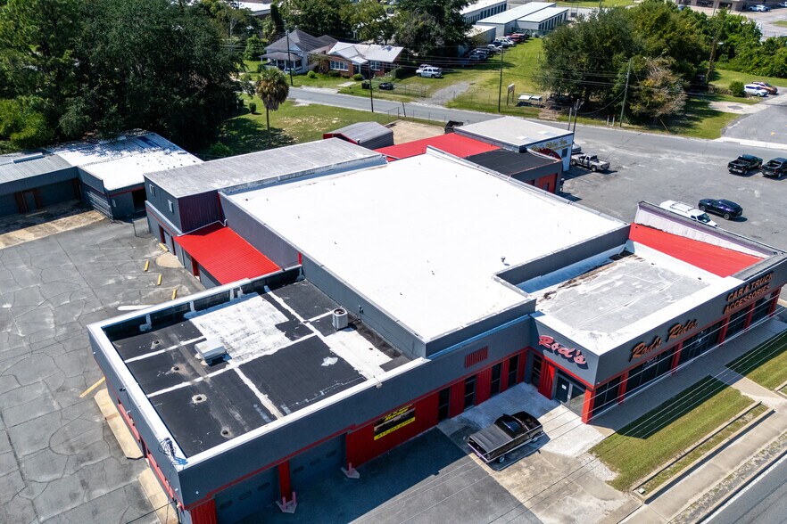 More Photos Of 447 Ossie Davis Pky, Waycross Auto Dealership For Sale