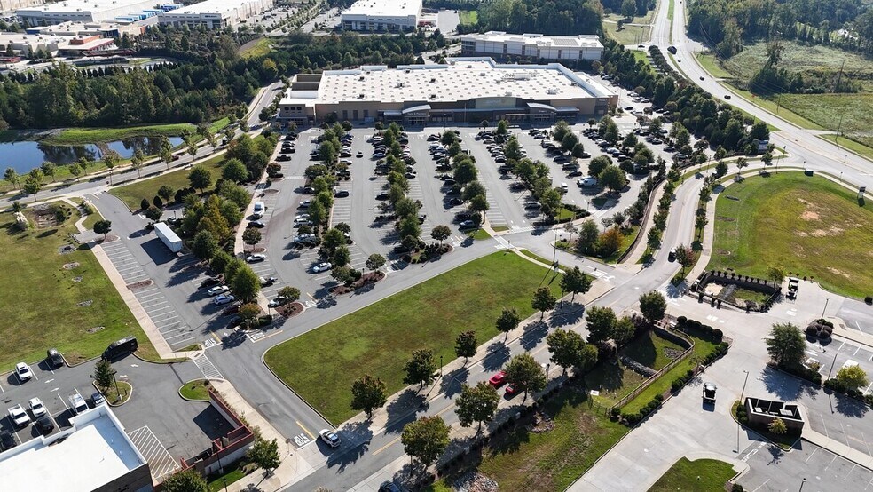 More Photos Of 11257 Bryton Town Center Dr, Huntersville General Retail For Lease