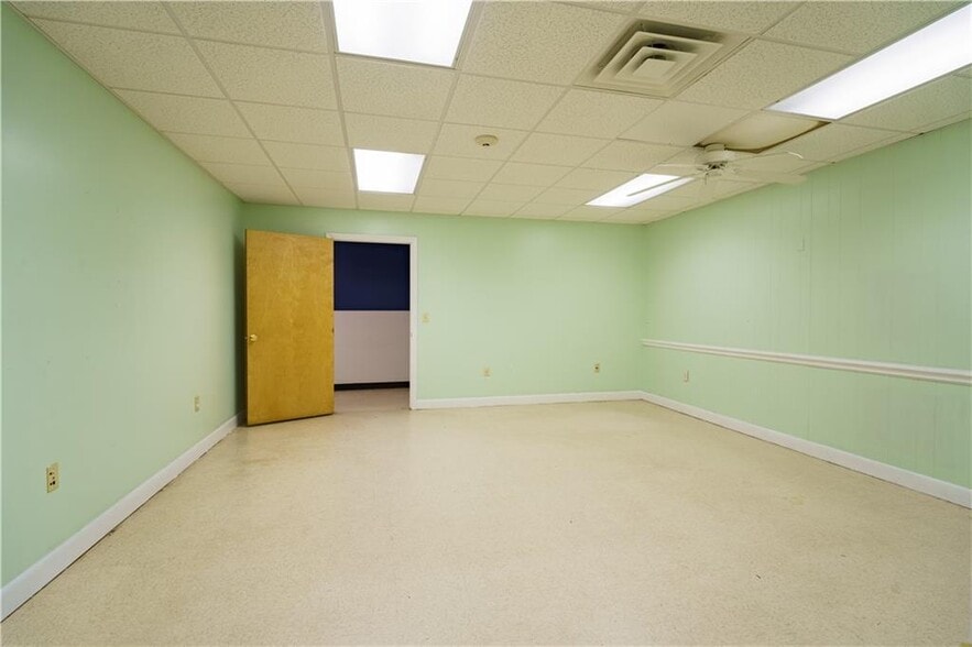 More Photos Of 42 Nooseneck Hill Rd, West Greenwich Lodge Meeting Hall For Lease