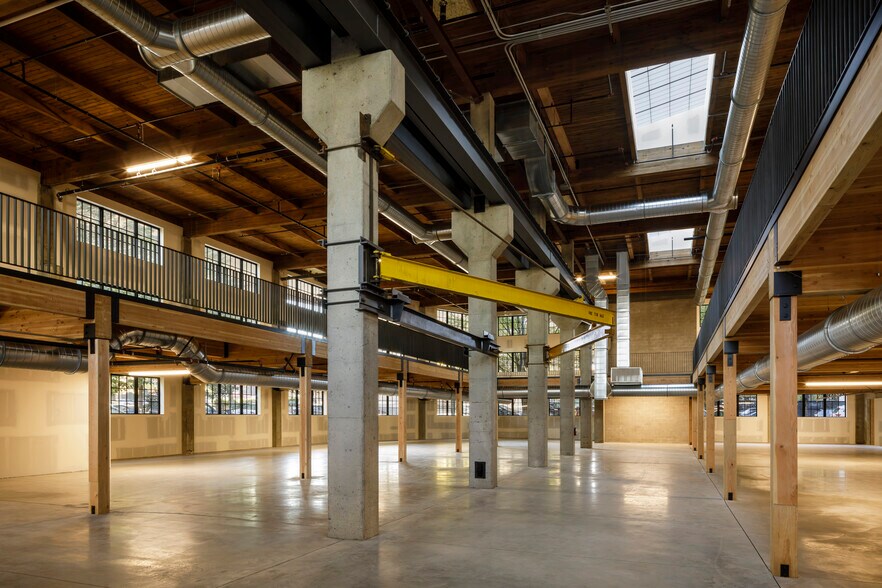 More Photos Of 1715 NW 17th Ave, Portland Loft Creative Space For Lease