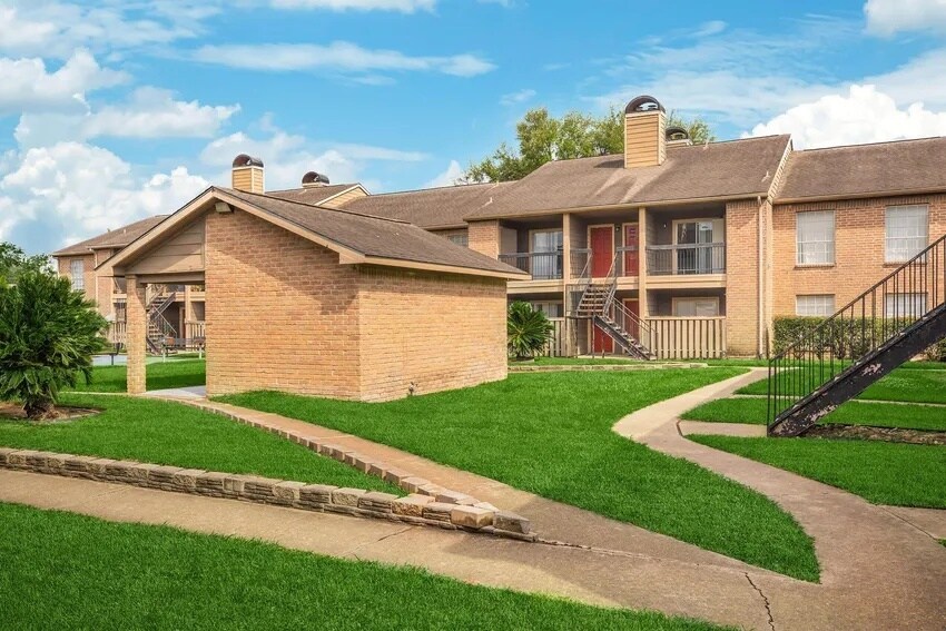 More Photos Of 9402 Synott Rd, Houston Apartments For Sale