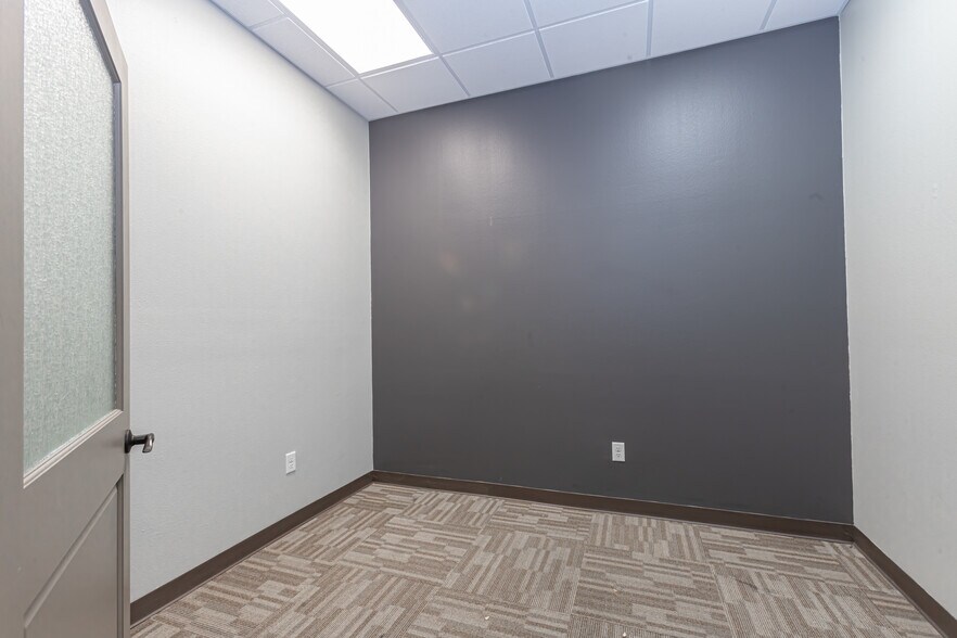 More Photos Of 4519 Mills Park Cir, College Station Office For Sale