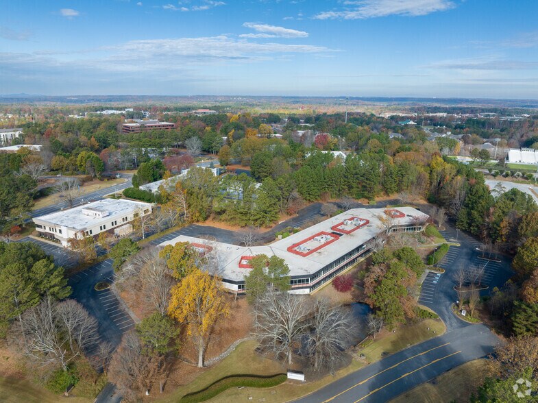 More Photos Of 303 Research Dr, Peachtree Corners Research And Development For Lease
