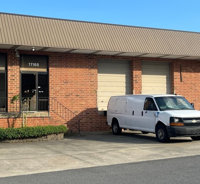 More Photos Of 11156-11174 Downs Rd, Pineville Light Distribution For Lease