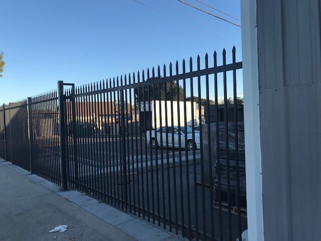 More Photos Of 401 S Sultana Ave, Ontario Warehouse For Lease