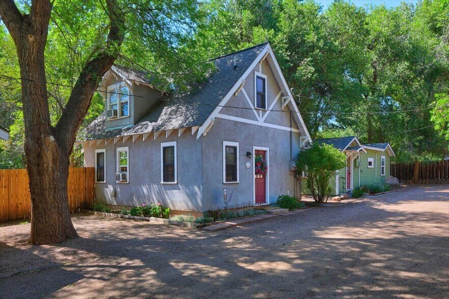 More Photos Of 102 Holly St, Colorado Springs Apartments For Sale