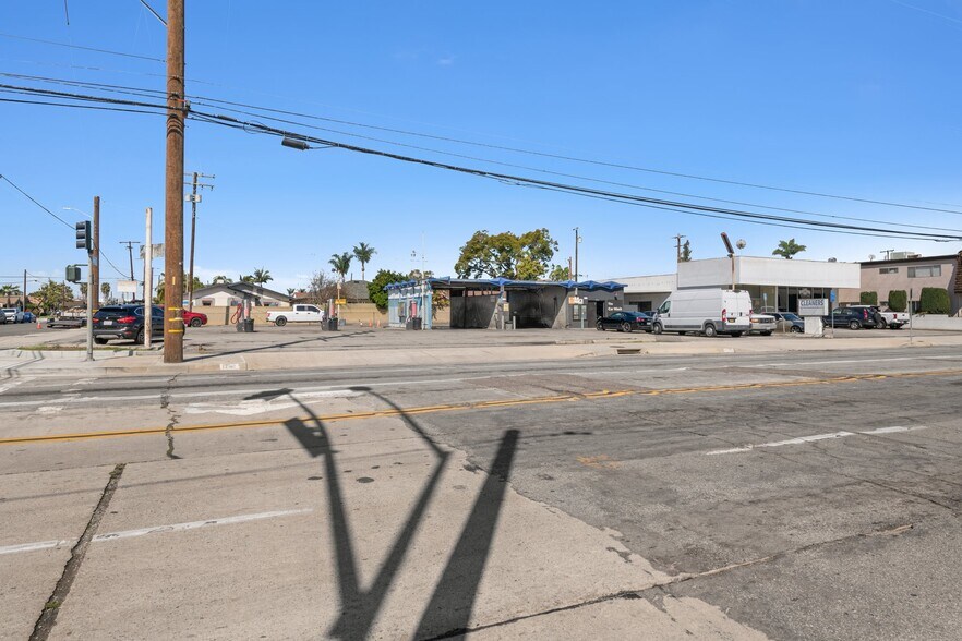 More Photos Of 12161 Downey Ave, Downey Carwash For Sale