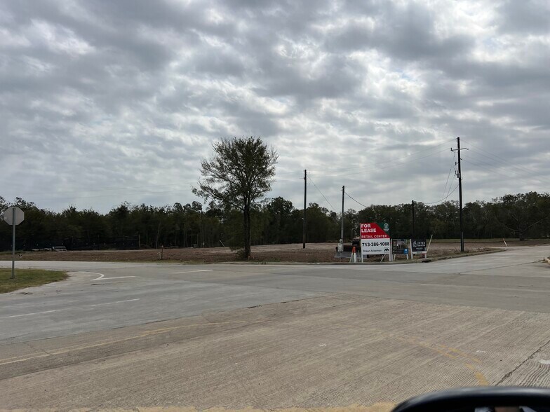 More Photos Of 4511 Williams Way Blvd, Richmond Storefront For Lease