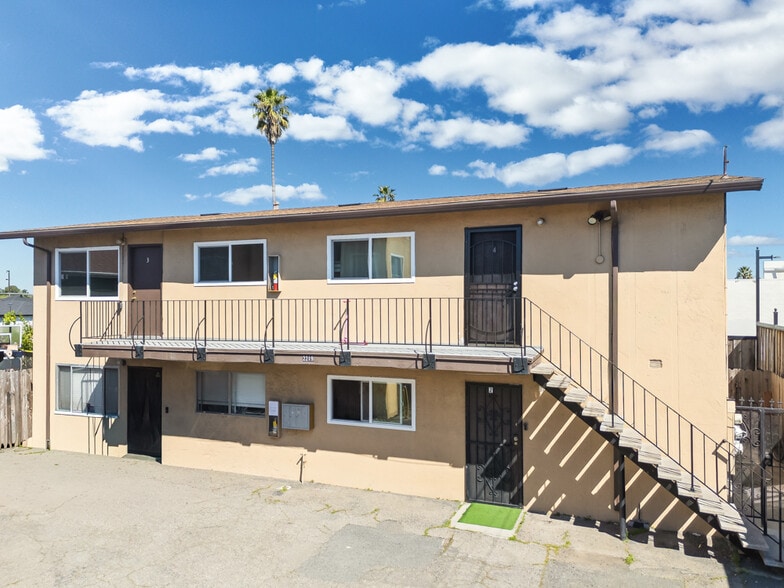 More Photos Of 2215 Dover Ave, San Pablo Apartments For Sale