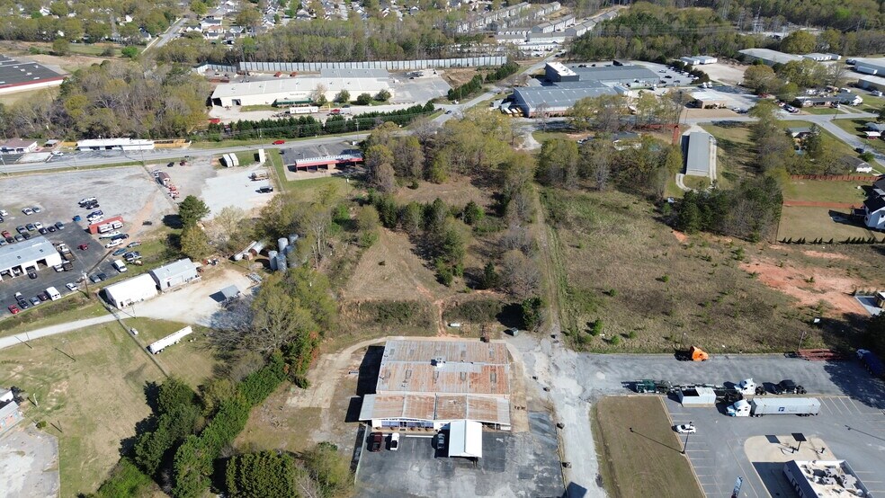 More Photos Of 201 Chevy Dr, Fountain Inn Light Distribution For Sale