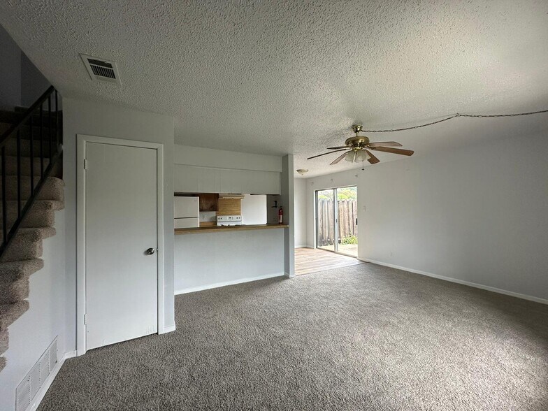 More Photos Of 1110 Covey Ln, Killeen Apartments For Sale