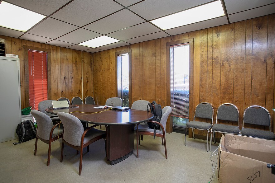 More Photos Of 6031 Fm 2767, Tyler Warehouse For Sale