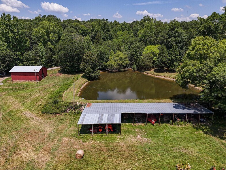 More Photos Of 813 Robinson Clemmer Rd, Dallas Land For Sale