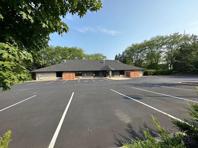 More Photos Of 6036 Tara Hill Dr, Dublin Daycare Center For Lease