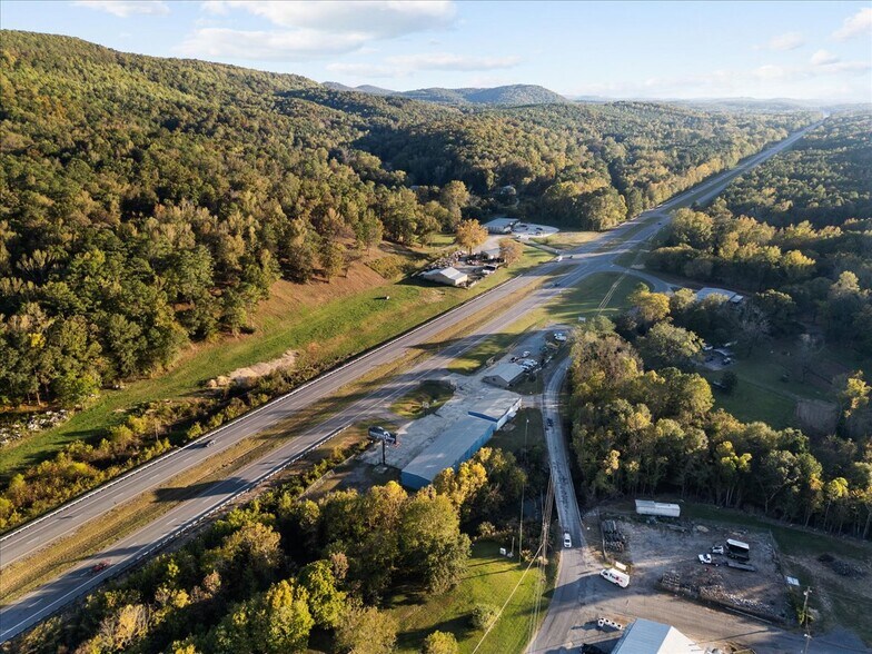 More Photos Of 13605-13609 State Highway 75, Remlap Service For Sale